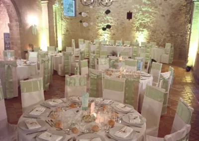 Salle de réception chapelle Saint Bacchi pour vos mariages et événements privés à Jouques en Provence